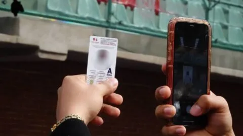 Semovi amplía horario en CDMX para tramitar placas de scooters y bicimotos en 13 módulos