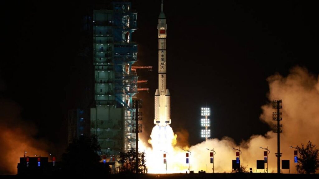 El programa espacial chino busca enviar humanos a la Luna antes de 2030