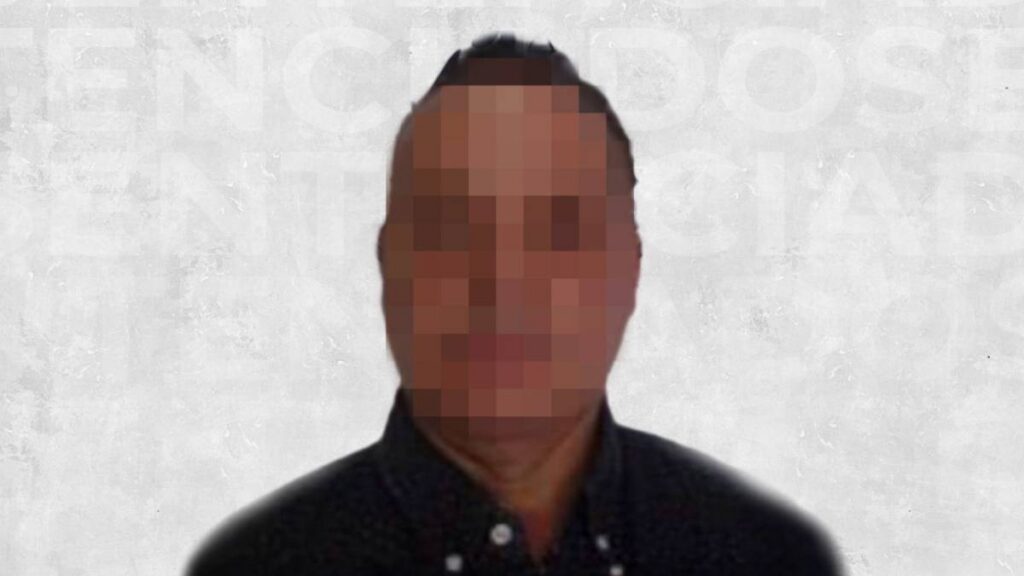 Condenan a exrector por secuestro de alumno.