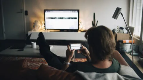 Cómo conectar tu celular a la TV: guía paso a paso en iPhone y Android