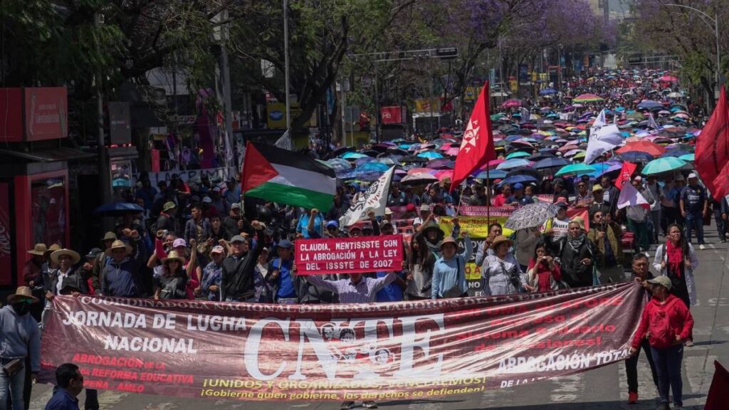 Marcha de la CNTE