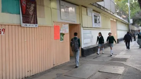 Unión Nacional de Padres de Familia rechaza adelantar fin del ciclo escolar; es “grave error”, afirma