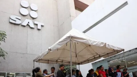 Evita problemas con el SAT:  actividades que vigila y podrían costarte miles de pesos