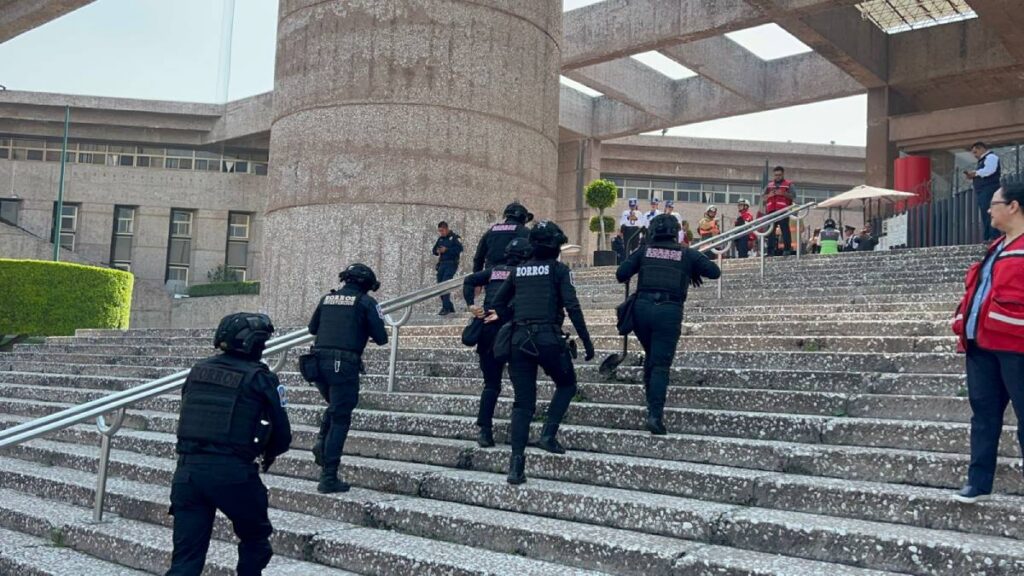 amenaza-de-bomba-en-edificio-del-poder-judicial-moviliza-a-cuerpos-de-emergencia-en-cdmx