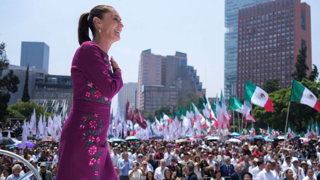Desde el Monumento a la Revolución, Sheinbaum destaca en mensaje avances económicos y sociales