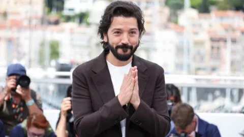 Diego Luna emociona en Cannes con “Ceniza en la boca"