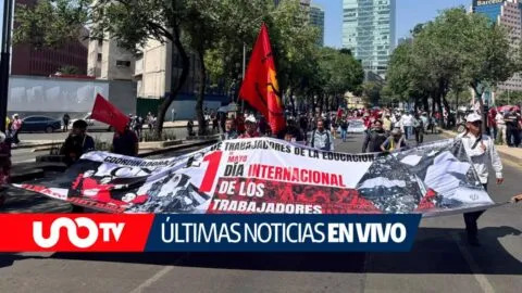 En VIVO megamarcha de la CNTE: del Zócalo se van a SEP y entra comitiva