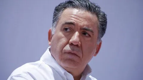 Enrique Inzunza comparecerá ante la FGR sin apelar a fuero ante presuntos nexos con Cártel de Sinaloa