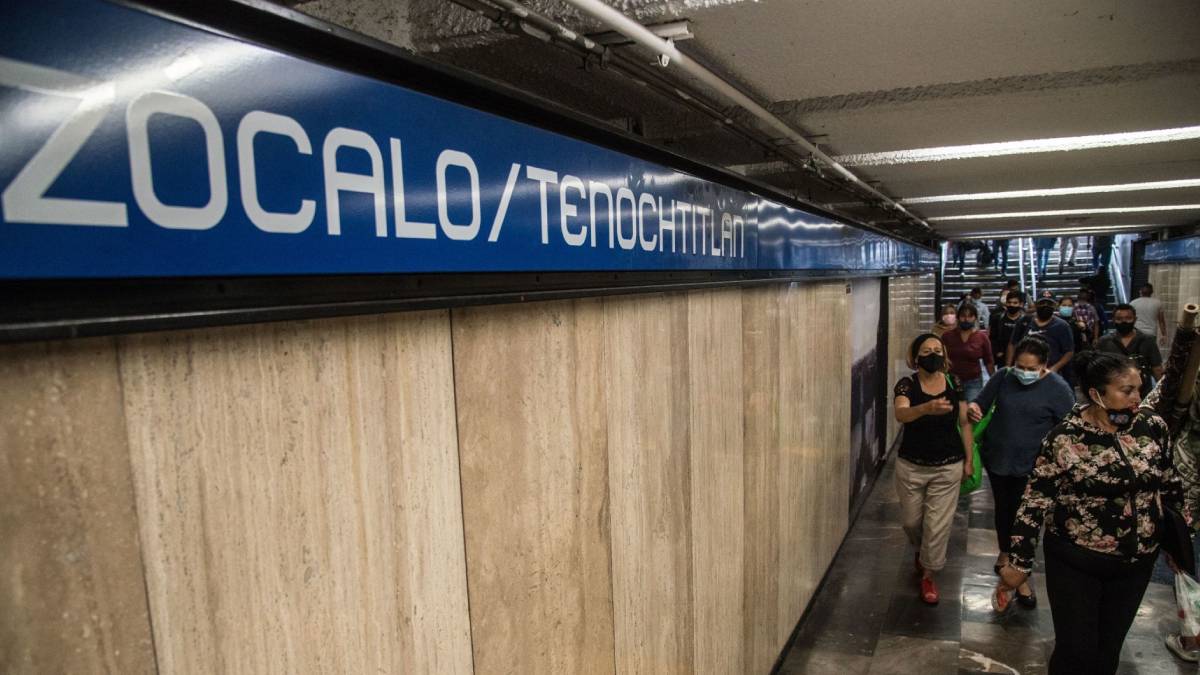 Cierran estación Zócalo/Tenochtitlan de Línea 2 por manifestantes