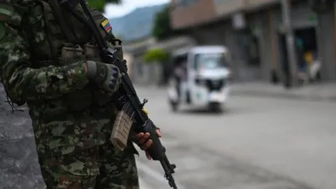 Choque entre disidencias de FARC deja 48 muertos antes de elecciones en Colombia