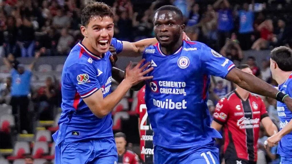 El Cruz Azul se hace de cómoda ventaja en la ida de los cuartos de final tras vencer al Atlas