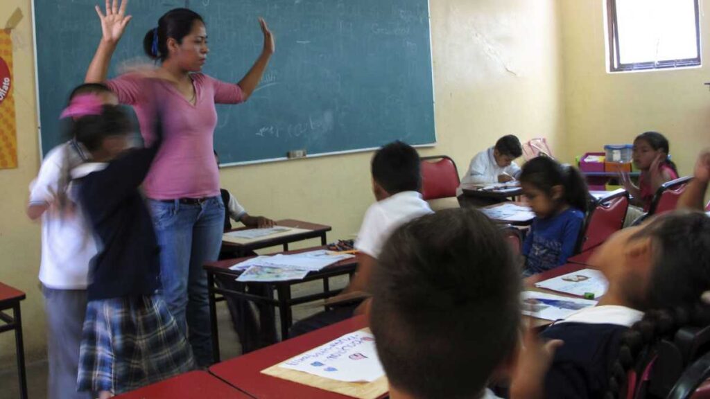 Gobernadora de Guanajuato llama a revisar fin de clases