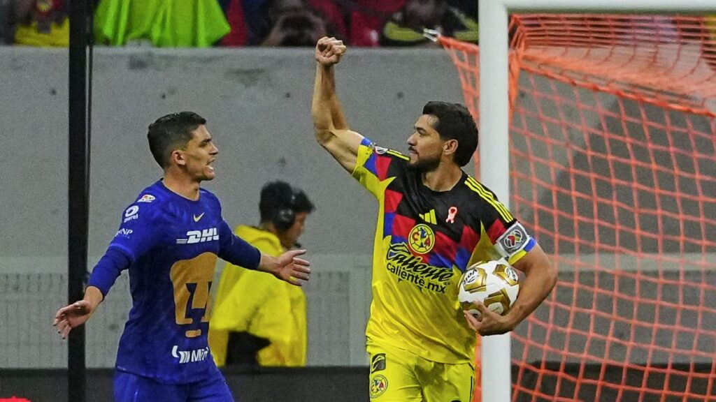 Pumas deja escapar ventaja y América empata en un duelo explosivo. Imago 7