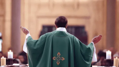 Iglesia Católica pide perdón a indígenas de Perú por despojo de casi de 10 mil hectáreas