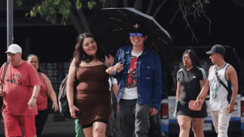 Calor disminuye en CDMX este lunes, mientras se prevén lluvias