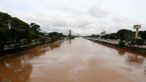 Al menos seis muertos y más de mil desplazados en Brasil a causa de fuertes lluvias