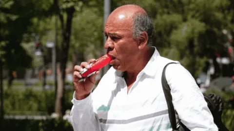 Calor superior a 40 grados se prevé este viernes en 11 estados, mientras frente 49 provocará lluvias