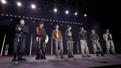 Videos: BTS aparece en la Arena México en función de lucha libre junto a Místico y fans enloquecen