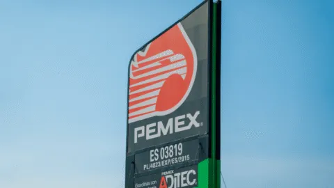 Relevo en la dirección de Pemex refleja problemas internos, presión financiera y nula estrategia