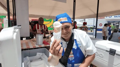 Helado de chicharra causa sensación en el Festival de la Chicharra 2026
