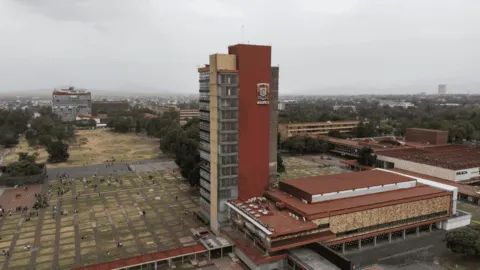 UNAM bloquea a 498 aspirantes durante examen de admisión en línea