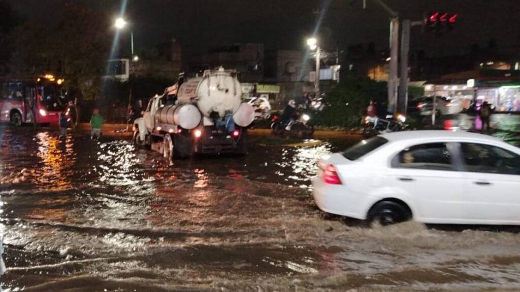 Inundaciones y clima en el Estado de México.