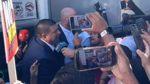 Apoyan a Maru y comparece exfiscal en FGR Chihuahua por los narcolaboratorios