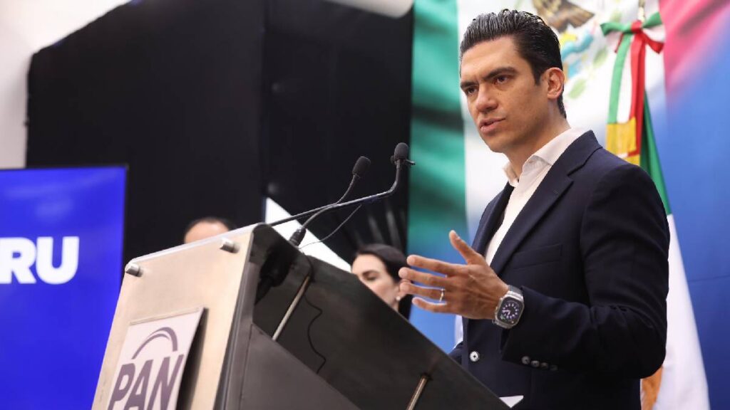 Jorge Romero Herrera acusó a Morena y a la 4T de perseguir políticamente a la gobernadora Maru Campos.