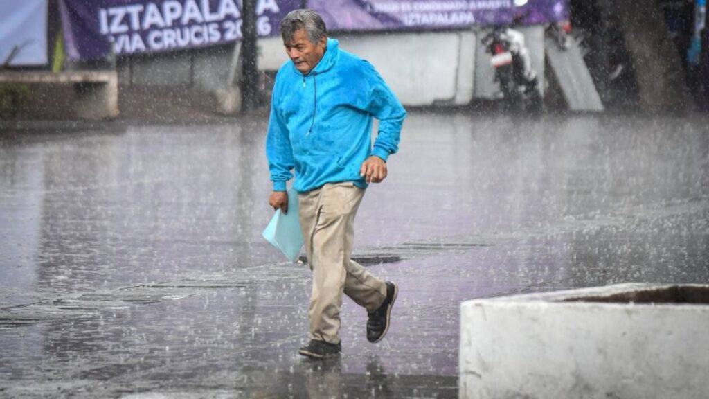 Edomex emite alerta por lluvias los próximos tres días.