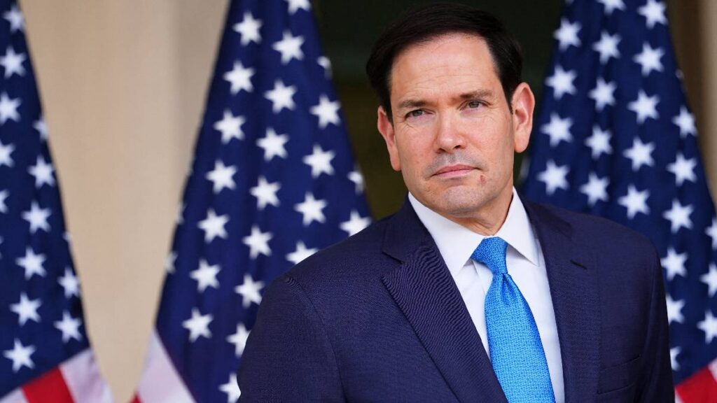 CBS News reveló que el director de la CIA, John Ratcliffe, viajó a Cuba acompañado de un operador ligado a la captura de Nicolás Maduro.
