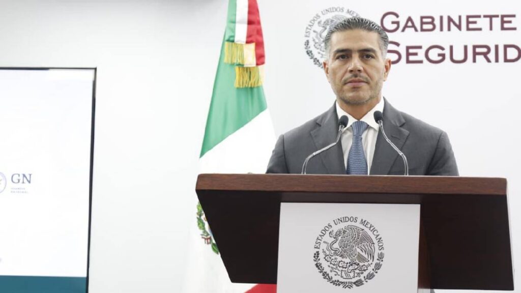 Autoridades federales detuvieron a alcaldes, funcionarios y empresarios en Morelos por presuntos nexos con extorsión y crimen organizado.