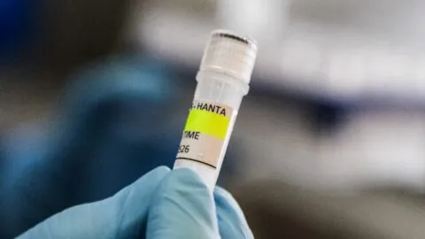 Pasajeros salieron del crucero con hantavirus antes de darse a conocer el brote