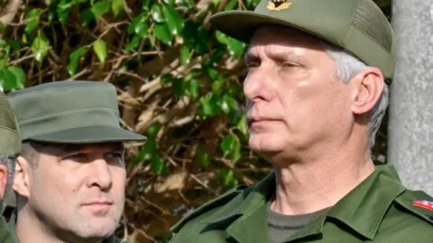 Díaz-Canel asegura que cubanos se oponen a injerencia de EE.UU ante investigación contra Raúl Castro