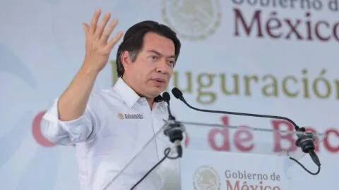 Critican a Mario Delgado por llamar “guardería” a escuelas