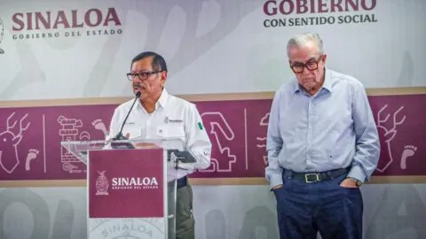 Exfuncionarios de Sinaloa se entregan y crece presión de EE.UU. sobre México