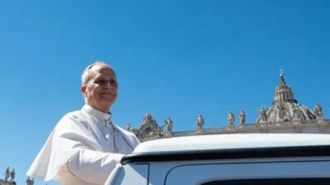 Papa León XIV advierte sobre violaciones a la libertad de prensa en el mundo