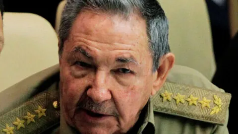 Sheinbaum defiende a Raúl Castro y sigue la doctrina de AMLO