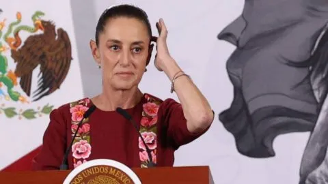 EE. UU. está apretando y respondemos con cosas bastante absurdas