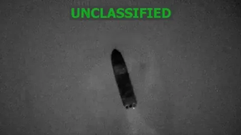 Estados Unidos bombardea otra presunta "narcolancha" en el Caribe; hay dos muertos