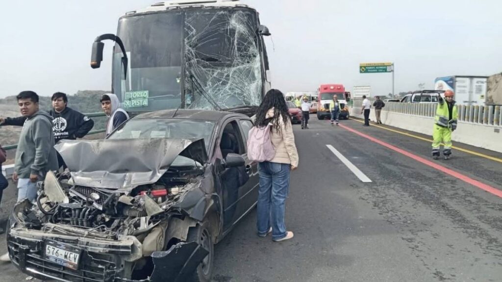 Cruz Roja desplegó siete ambulancias para atender a lesionados.