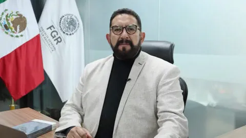FGR niega ficha roja de Interpol contra sinaloenses y precisa: fuero no impide aportar información