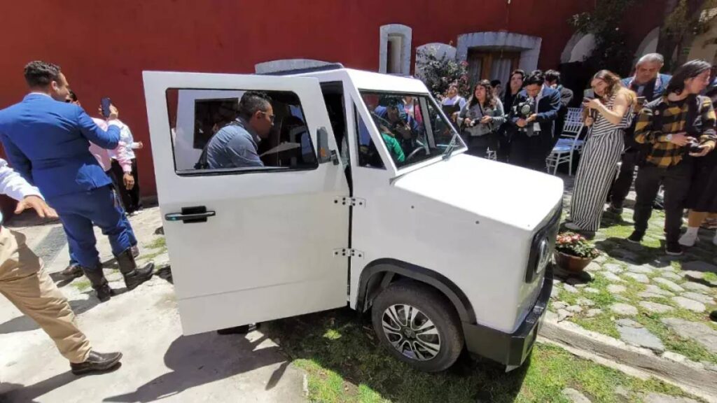 Primer auto eléctrico de Tlaxcala.