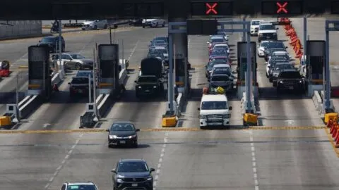 Despliegan fuerte dispositivo de seguridad en la autopista México-Cuernavaca