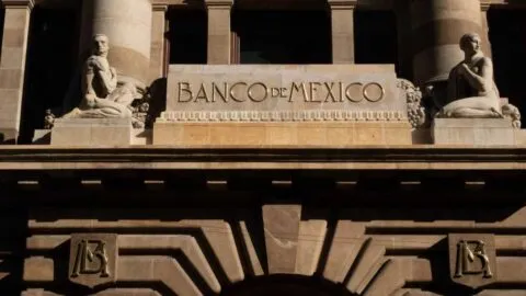 Banxico pausa cambios y mantiene la tasa de referencia en 6.5%