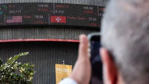 ¡Adiós al papeleo! CNBV facilita trámites para obtener créditos en México con firma electrónica