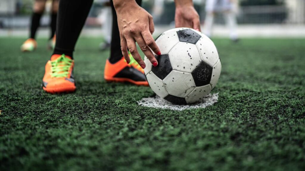 batalla-campal-en-partido-de-futbol-en-puebla-deja-dos-lesionados-conductor-arrastra-a-un-hombre