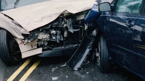 Brutal carambola en Tijuana: camión impacta 30 autos y deja al menos 26 heridos