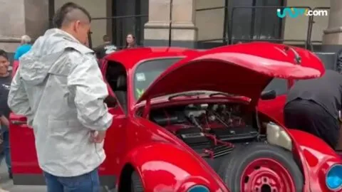 Toluca se llena de nostalgia y color con la Caravana Vochera 2026