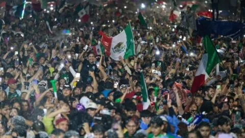 Más de 700 mil aficionados celebran triunfo de México; se reporta saldo blanco