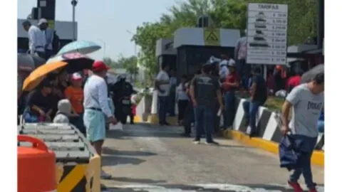 CNTE libera casetas en Chiapas como parte del Paro Nacional